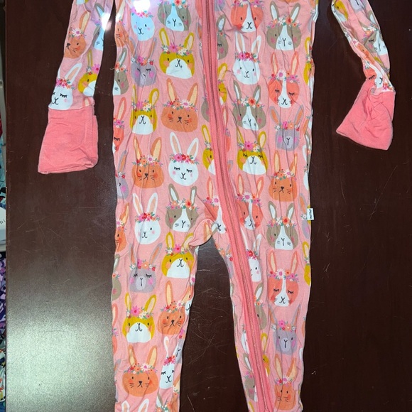 Little Sleepies 6-12 month bundle - Picture 2 of 10